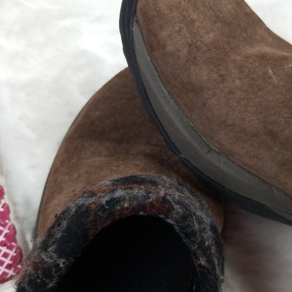 Merrell Brown Suede Clogs - Picture 4 of 8